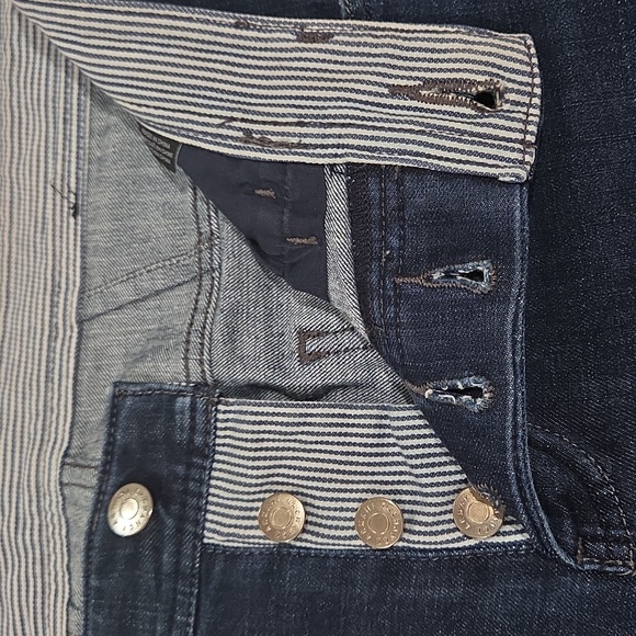 Armani Exchange Women's Deep Indigo Slim Jeans 31R low waist. - Picture 9 of 16